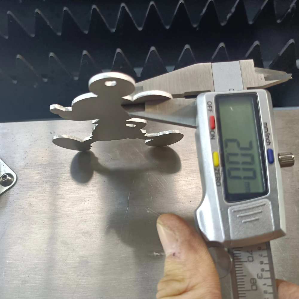 Промышленный волоконный лазерн – обзор и цена Industrial Laser Cutter For Metal